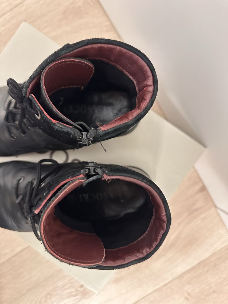 Czarne damskie botki Lasocki r.36