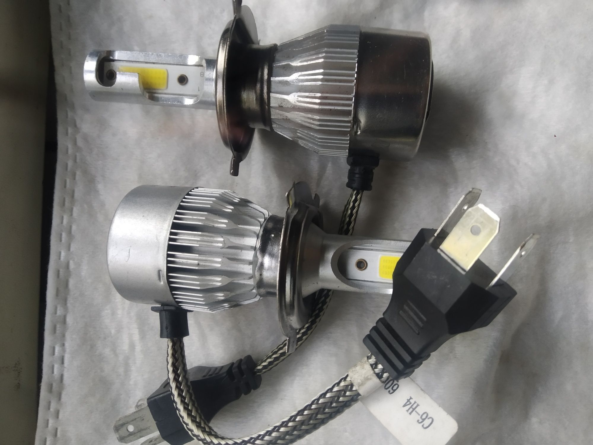Лампочки H4 32W.