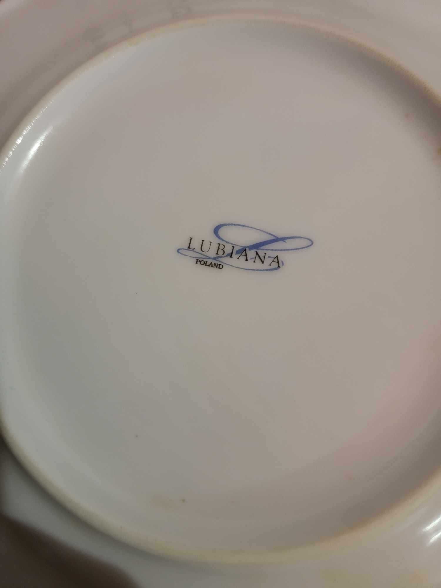 Talerz biały ceramiczny lubiana afrodyta