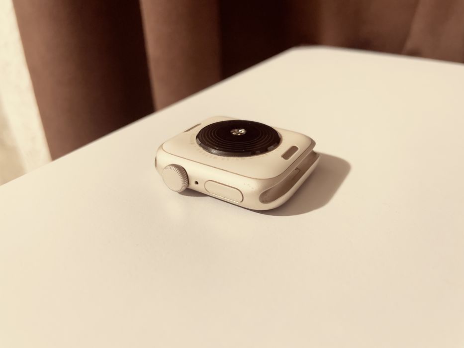 Продам Apple Watch 2 SE 40mm