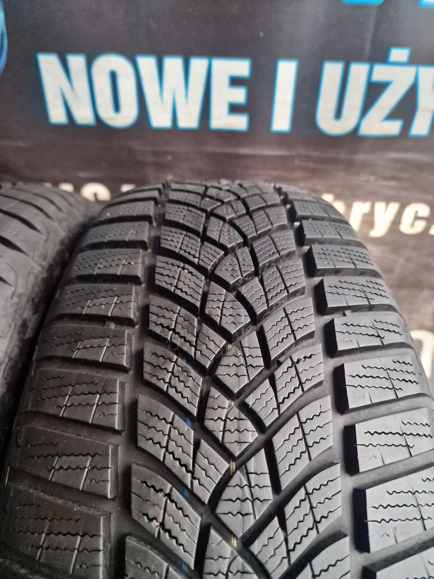 Opony zimowe 205/55/17 Dunlop Ranflat Para 9.4mm jak Nowe