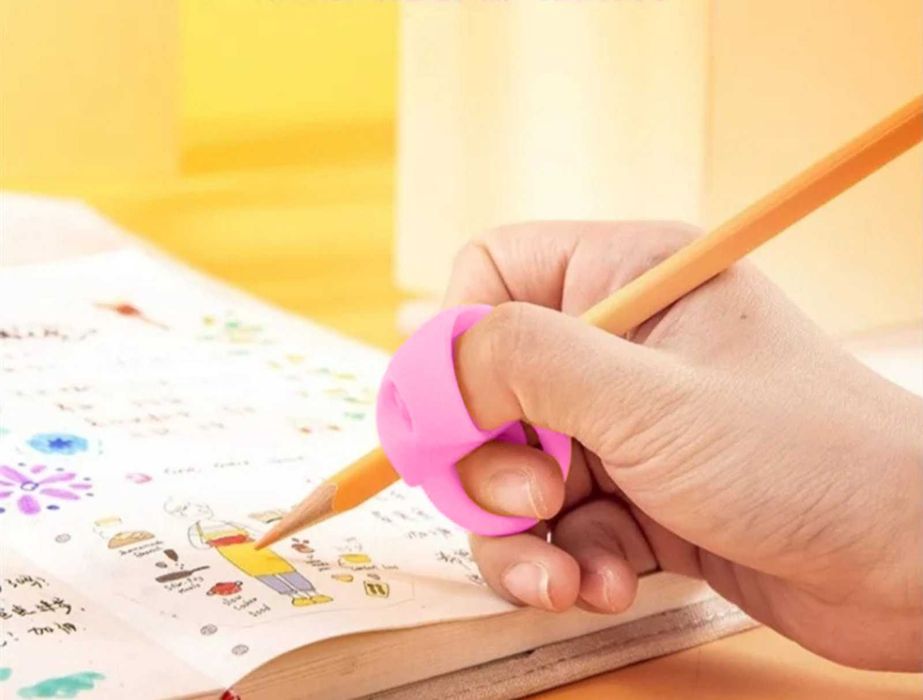Тримач / тренажер для ручок і  правильного письма/ тримання ручки