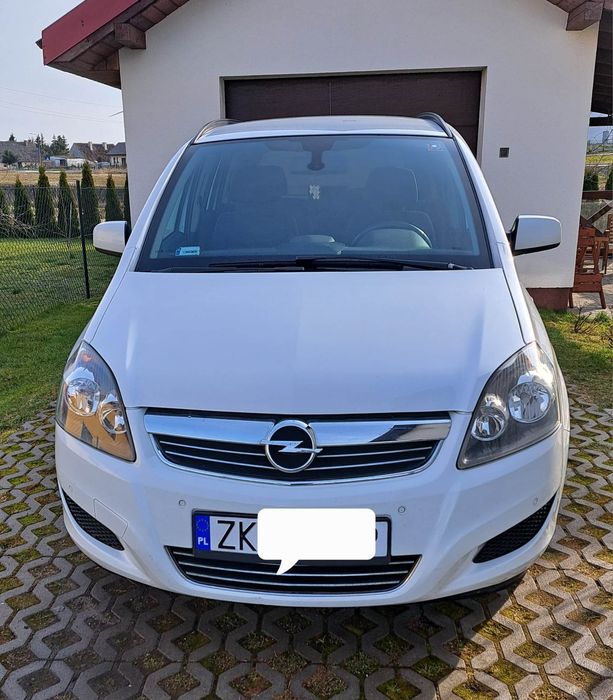 Opel Zafira B 2012
