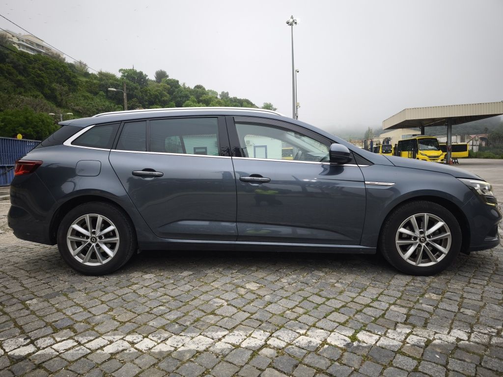 Renault Megane sport tourer IV