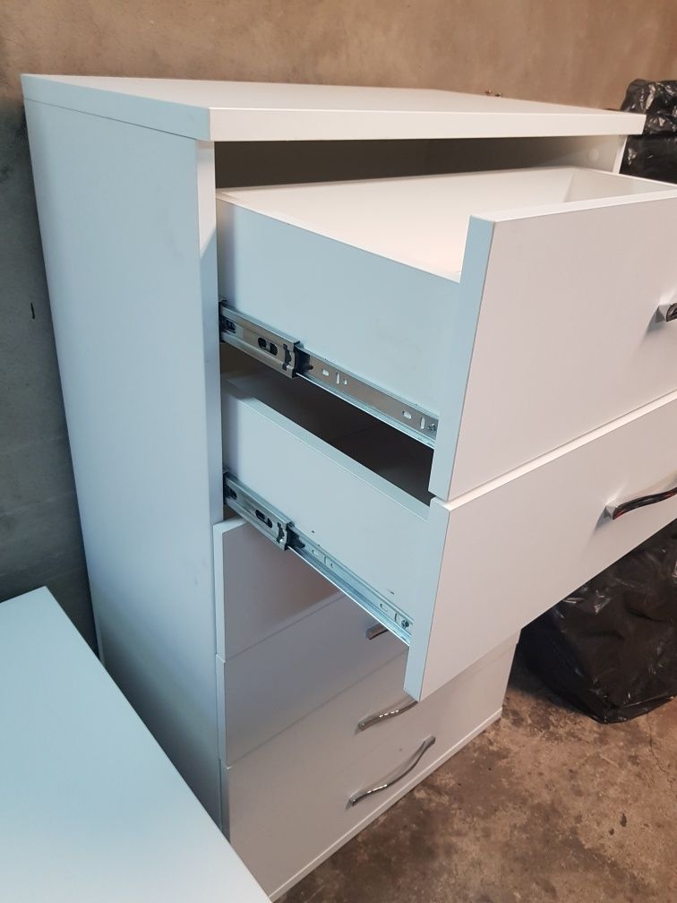 Komoda biala 6 szuflad
