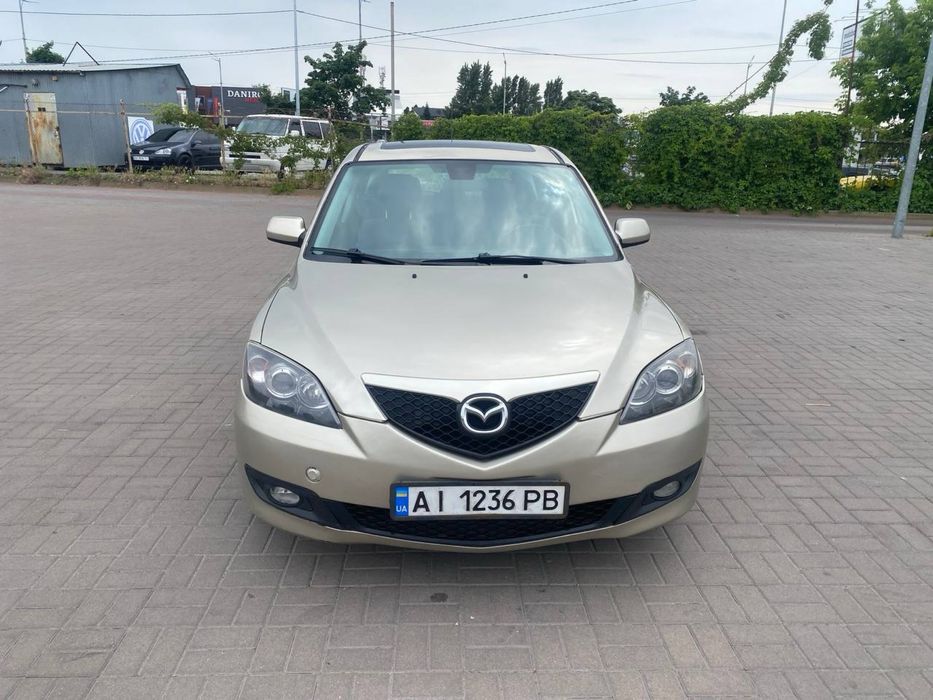 Продам мазду 3, 1.6 мех, люк, климат, стабилизация