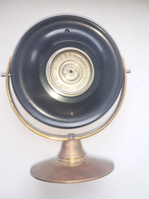 Настільний годинник