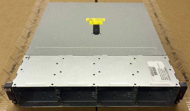 Storage | HP D2700 - Espaço para 12 x Discos de 3.5"