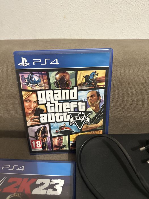 Ps4 como nova quase nunca usada