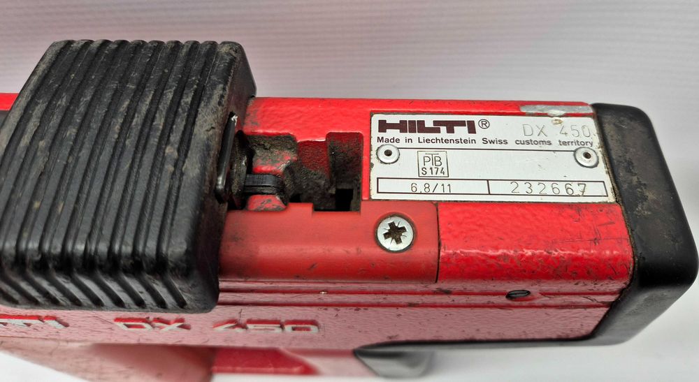 Gwoździarka / Osadzak prochowy HILTI DX-450, Komis Jasło Czackiego