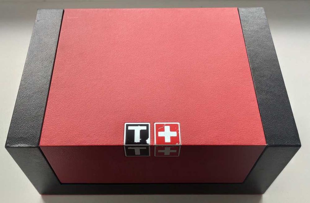 Швейцарський наручний годинник Tissot T60.1.581.32 (оригинал)