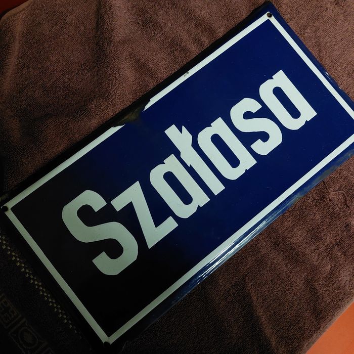 Stara tablica Szalasa ulica emalia