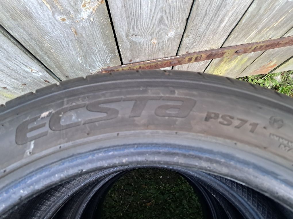 Opony letnie Kumho Ecsta PS71 225/45r17 91W  2023r