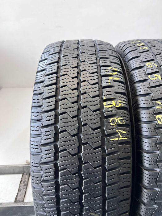 2x 235/65R16C Continental VancoFourSeason 2 115/113R OL384