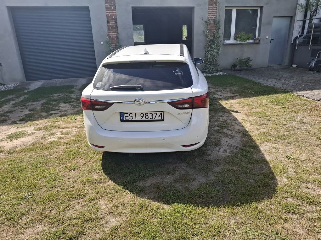 Toyota Avensis 1.8 salon Polska zamiana