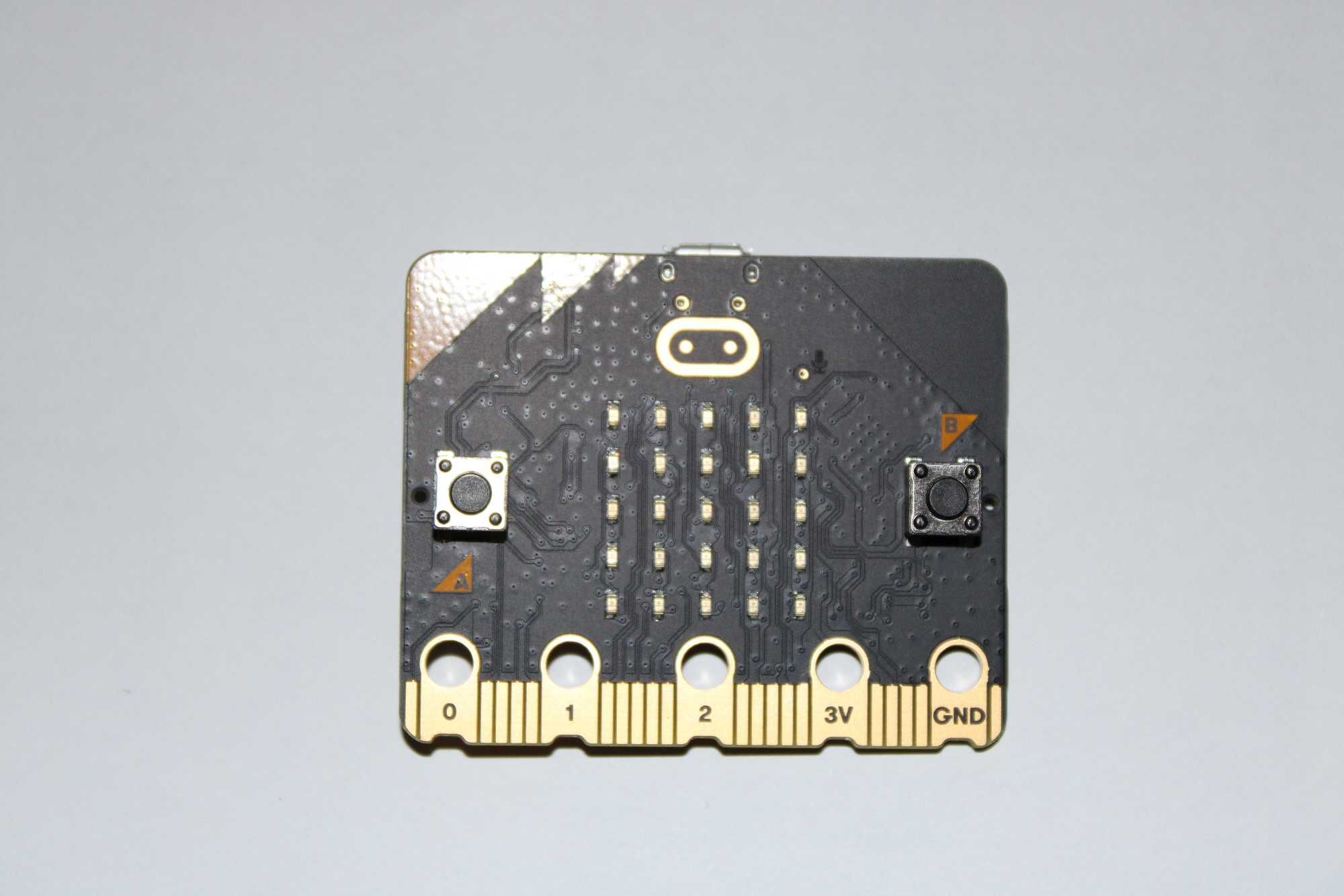 BBC micro:bit V2 z akcesoriami (Go)