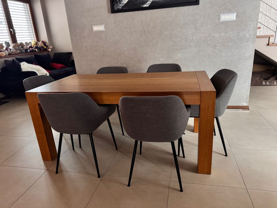 Komplet dębowych mebli do salonu