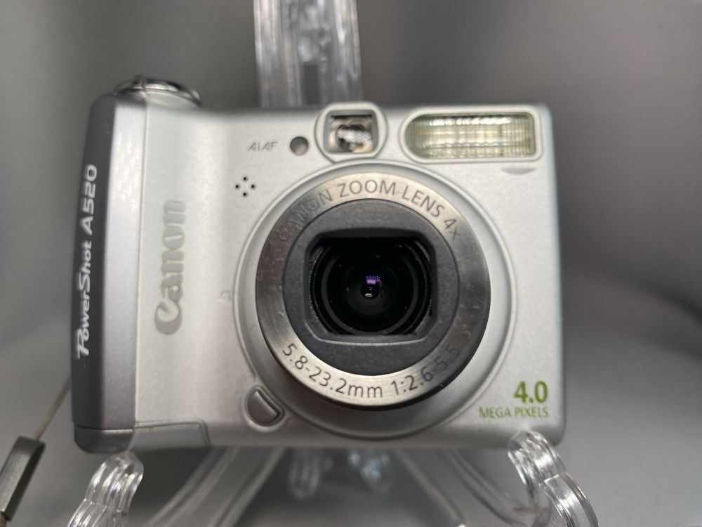 Цифровий фотоапарат Canon PowerShot A520