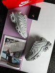 Жіночі стильні молодіжні кросівки Nike сірі женские кросовки найк сери