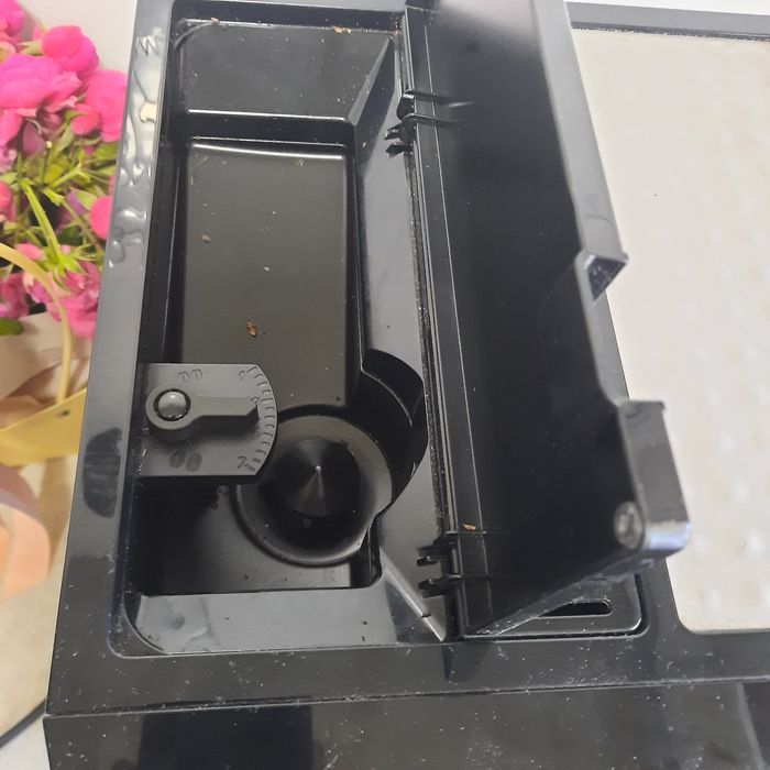 Продам кофемашину Delonghi