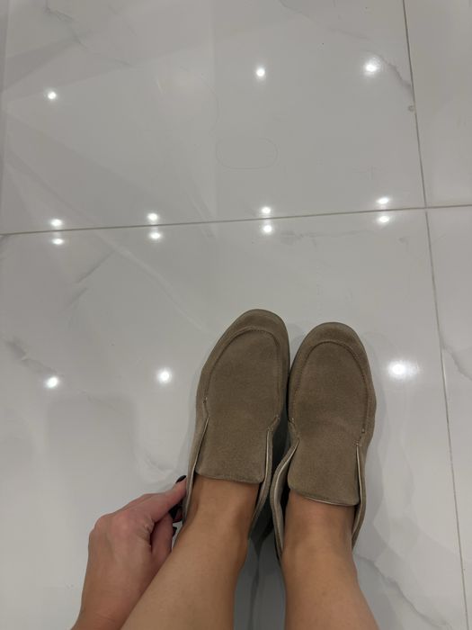 Лофери, балетки з натуральної замші