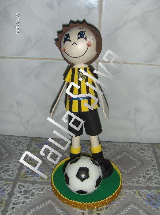 Boneco em E.V.A. Jogador de Futebol