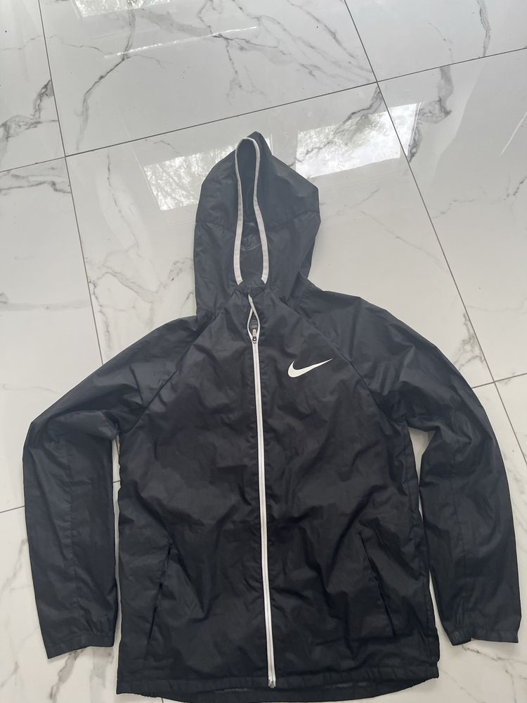 Kurtka Nike 147/158 cm