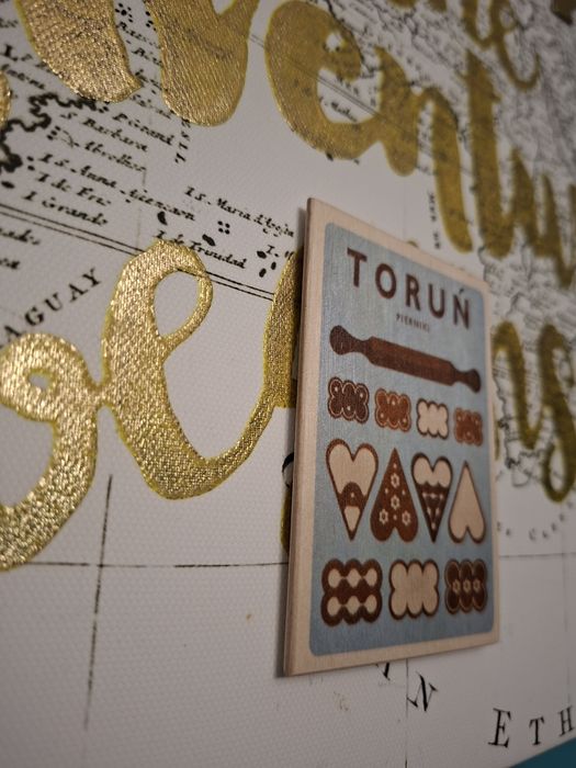 Drewniany magnes Toruń pierniki