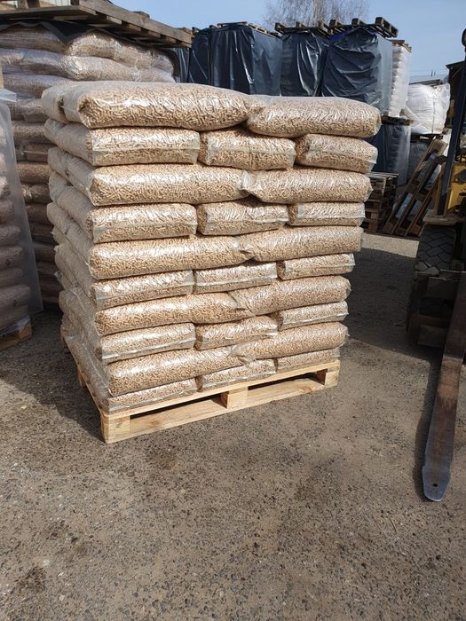 Pellet sosnowy ENPlus A1 Karoń Olczyk IGŁA Alaska sosna-dąb od PRODUCE