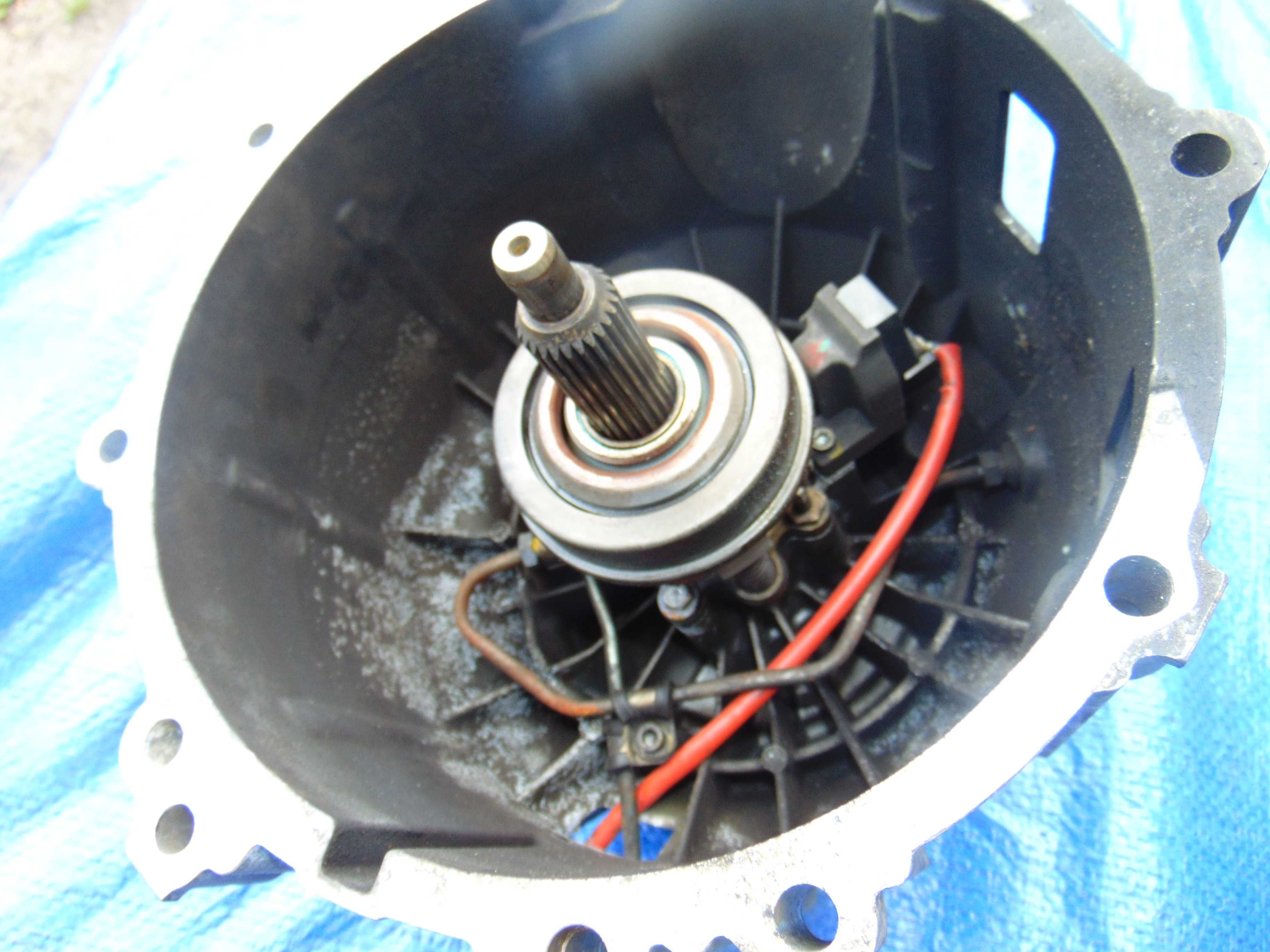 QUATTROPORTE V M139 4.2 V8 Obudowa Wysprzęglik Oryginał Opolskie F1