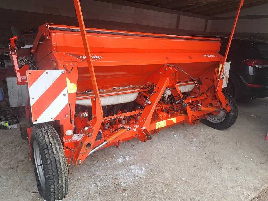 siewnik talerzowy KUHN Premia 300/agregat KUHN CD300