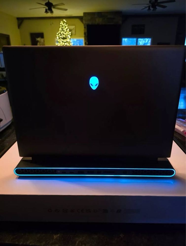Dell Alienware m16 R1