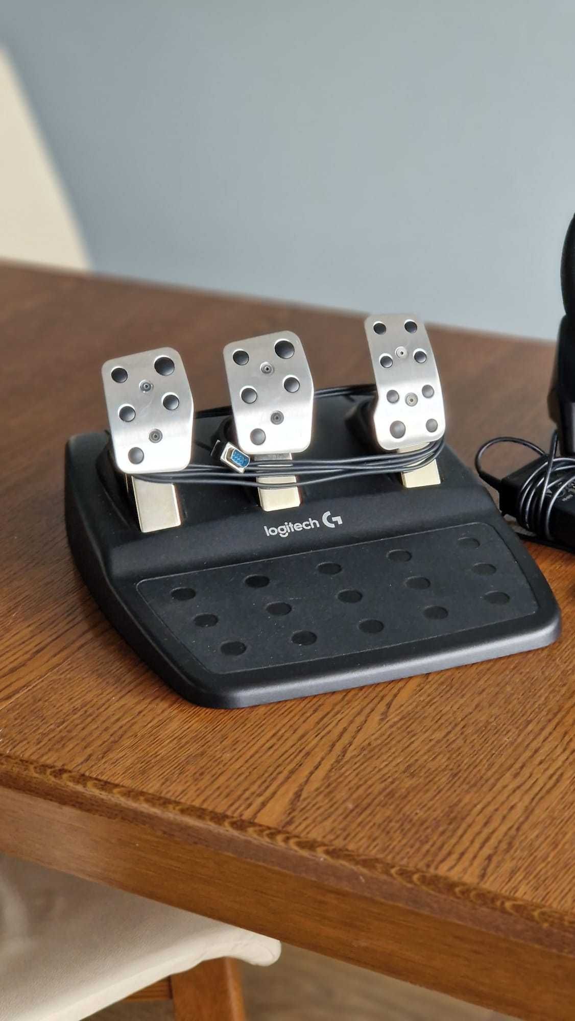 Kierownica Logitech G920+pedały+shifter (PC|Xbox Series X|S/Xbox One)