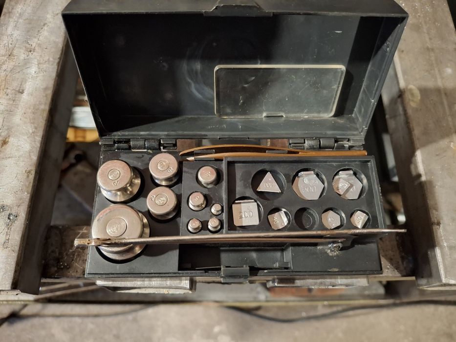 Antyk zabytkowa waga z świata prl-u