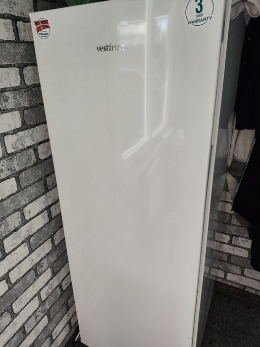 Морозильная камера  vestfrost cmfm 144 no frost