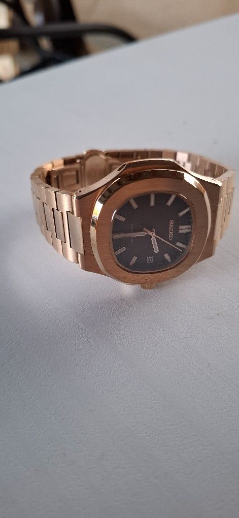 Zegarek SeikoMod Nautilus seiko Automatyczny złoty