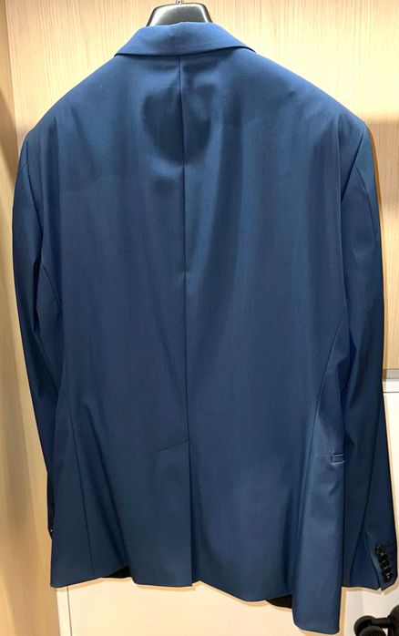 Nowy Garnitur Strellson 170cm