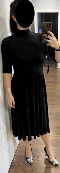 Vestido Zara preto midi com laço no pescoço