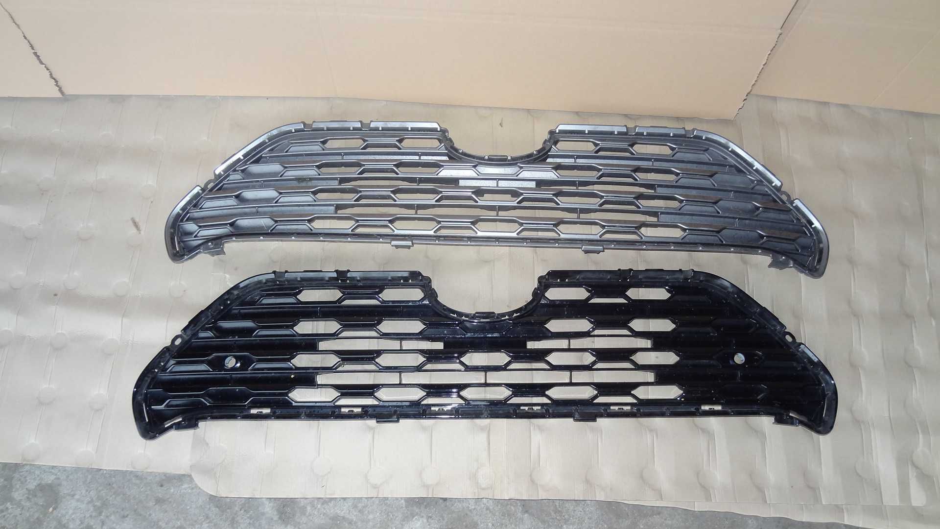 Toyota rav4 V 19- grill atrapa przód