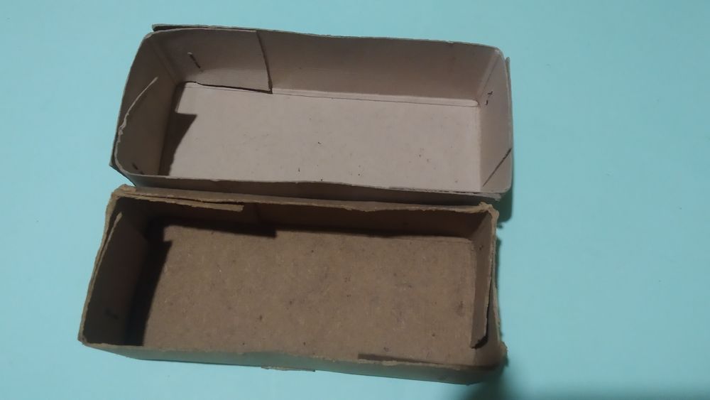 Stare pudełko kartonowe z PRL-u