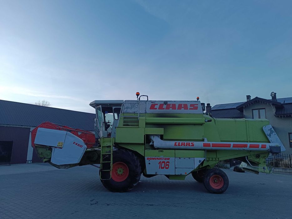 Claas Dominator 106