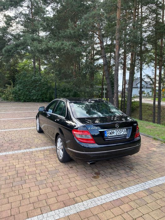 Mercedes-Benz C220