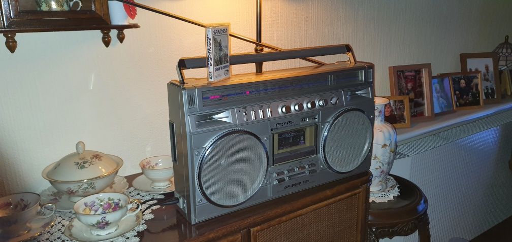 Radiomagnetofon SHARP - IDEAlny Booomboxxx
