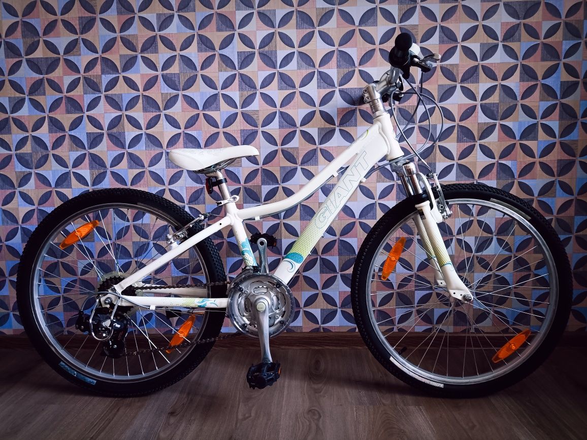 Фирменный Giant 24" Для девочки Велосипед Джаинт Идеальное состояние