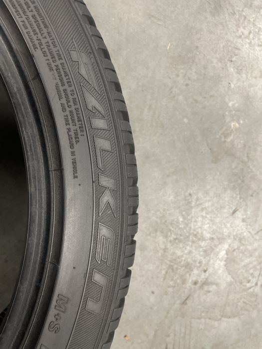 2x Opona zimowa 225/45 R19 Falken