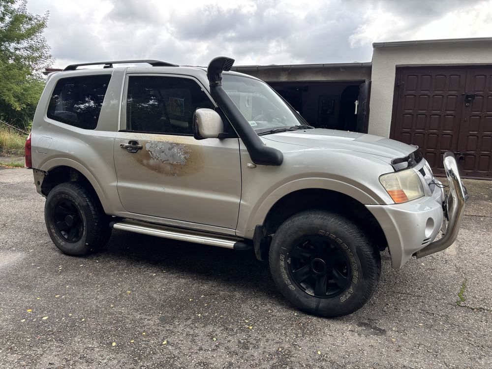 Mitsubishi Pajero 3, trzydrzwiowe III 2.5 diesel