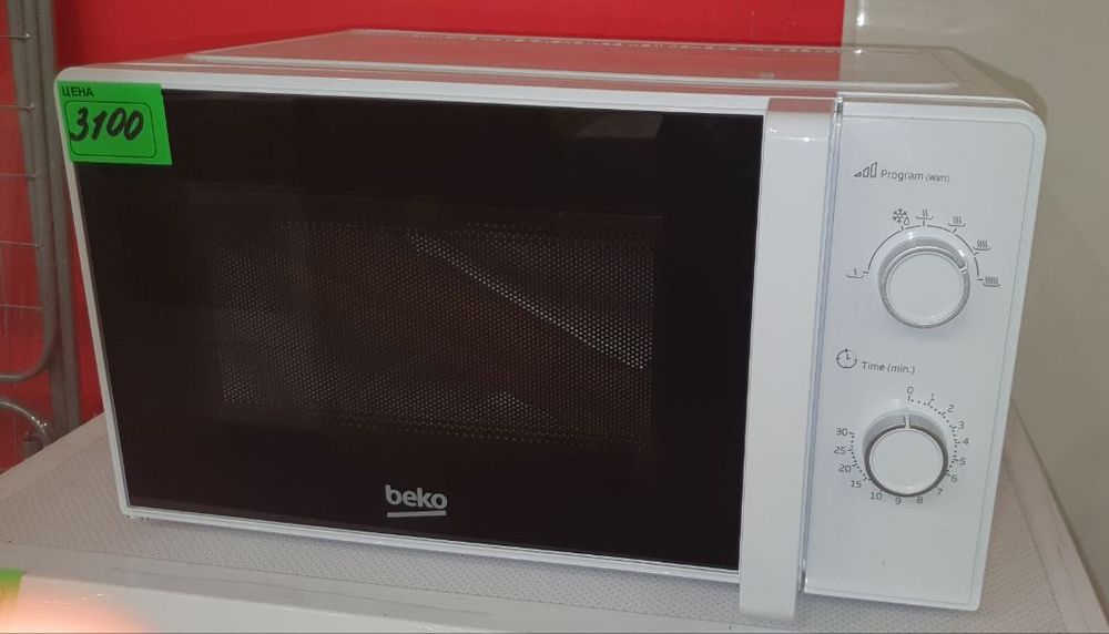 Мікрохвильова піч Beko MOC 20100 WFB