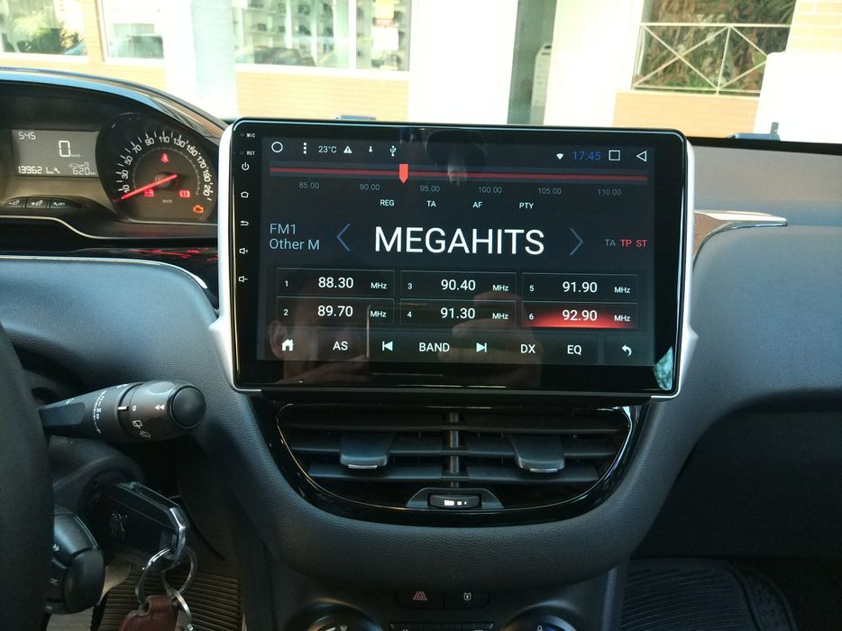 Auto rádio Peugeot 208 e 2008 gps USB Bluetooth Carplay
