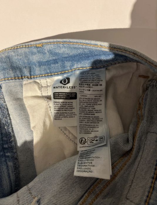Spodnie Levis Mom Jeans Nowe