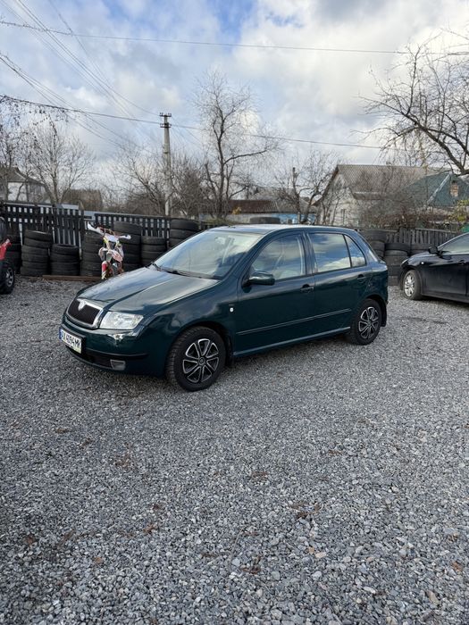 Авто Skoda Fabia 1.4 в дуже гарному стані